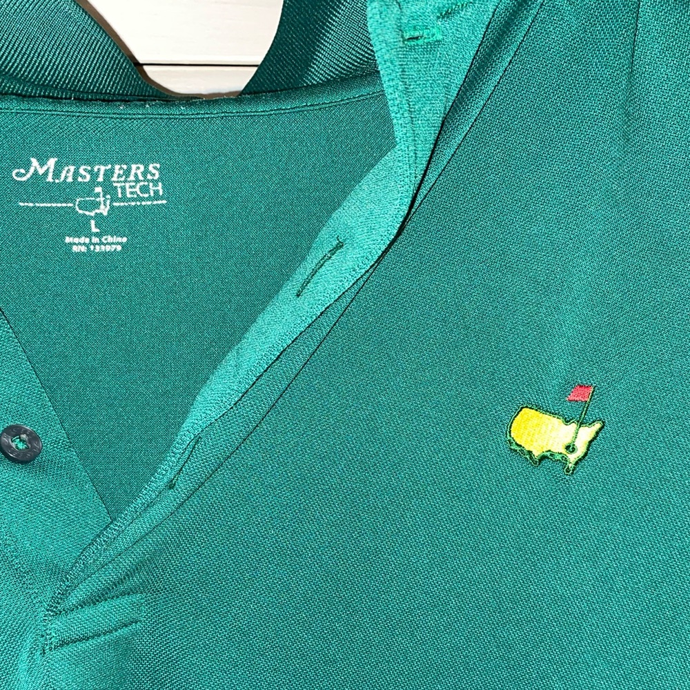 Master Tech Men's Size Large Polo Golf Green Shirt RN 133979 Polyester.